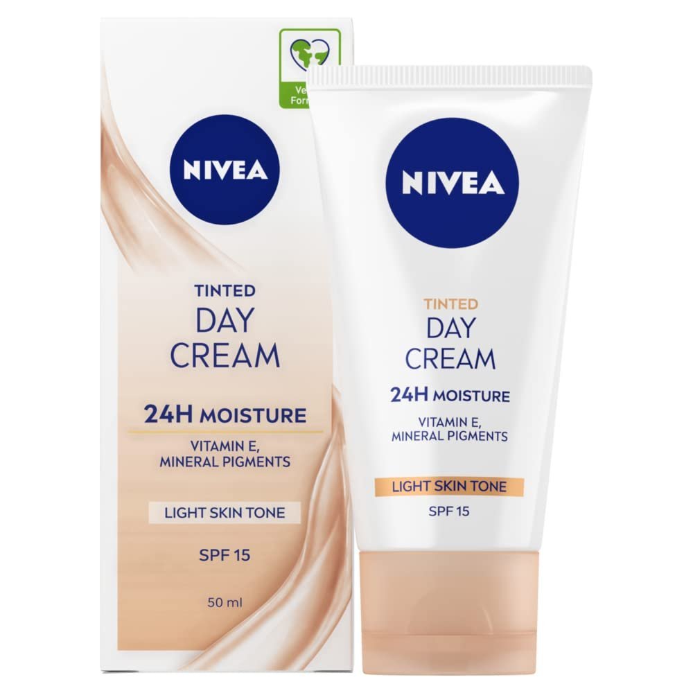 NIVEA Tinted Moisturising Cream SPF15