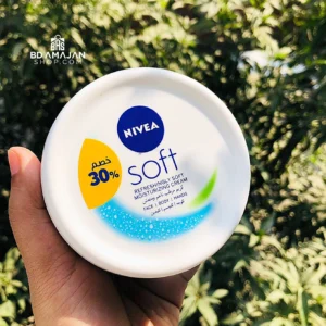 NIVEA Soft Refreshing Moisturizing Cream